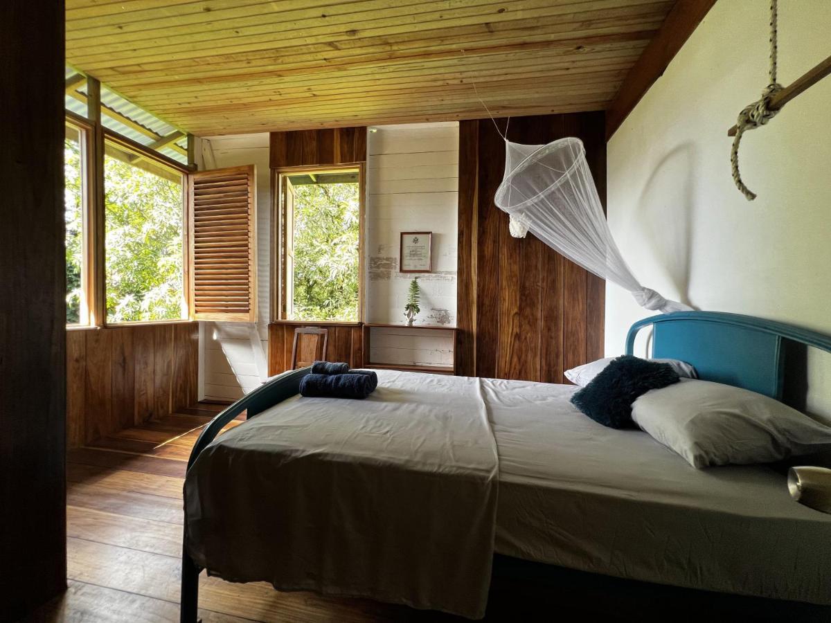 Hostel Old Bocasso Bocas del Toro Zewnętrze zdjęcie