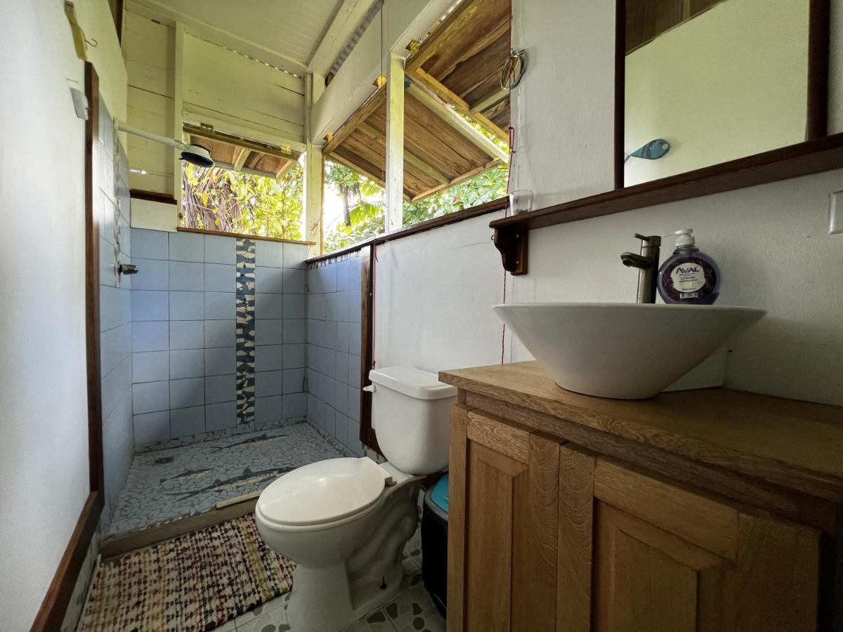 Hostel Old Bocasso Bocas del Toro Zewnętrze zdjęcie